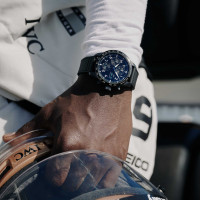 PILOT’S WATCH PERFORMANCE CHRONOGRAPH 41 MERCEDES-AMG PETRONAS FORMULA ONE™ TEAM