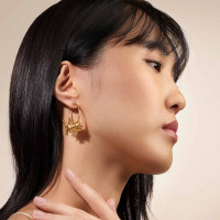 Young Fish Ohrring Gross