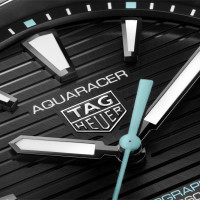 TAG HEUER AQUARACER PROFESSIONAL 200 SOLARGRAPH