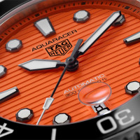 TAG HEUER AQUARACER PROFESSIONAL 300 ORANGE DIVER