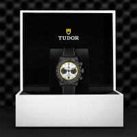 Black Bay Chrono