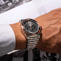 Chronomat B01 42