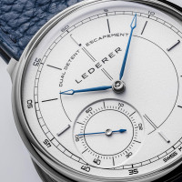 CIC 39 Longitude White