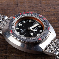 SUB 300T Sharkhunter