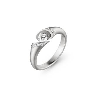 Calla Ring