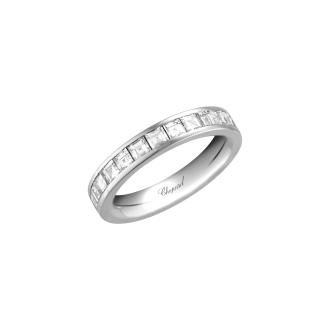 Timeless Wedding Band Ring