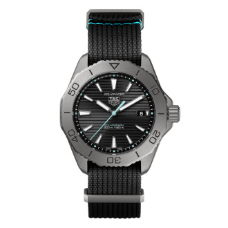 TAG HEUER AQUARACER PROFESSIONAL 200 SOLARGRAPH