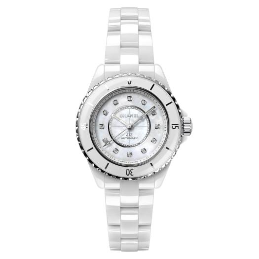 CHANEL - J12 Kaliber 12.2 Uhr, 33 MM
