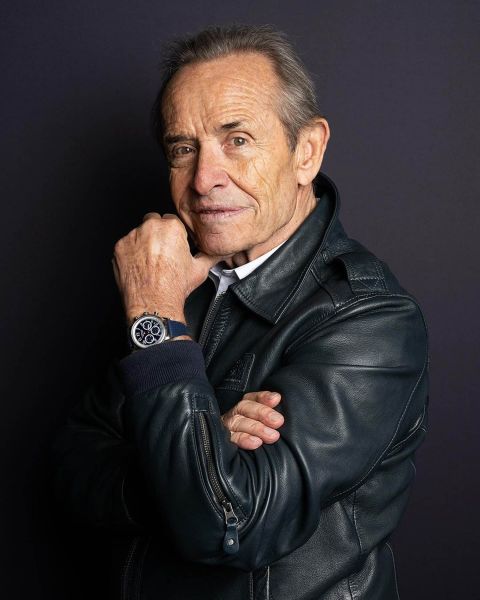 E7A0F68C-AD9A-4F18-842A-F557C48F2D14