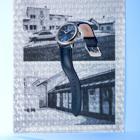 756007-SS001-430-4_1975_Auto_36_Blue_Beauty_ML_1975_BEAUTY_4