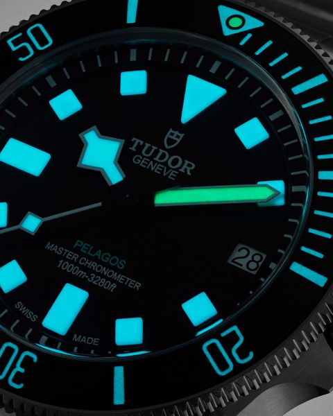 T25_PRO_M2543C1A7NU-0001_04