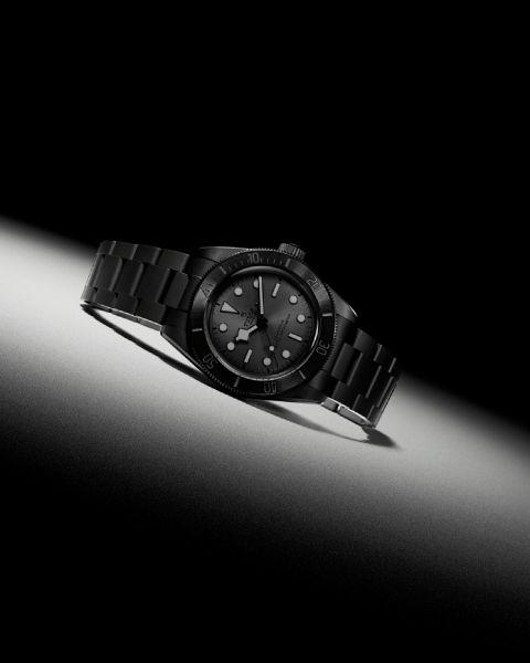 T26_PRO_WW26_Still-Life_M7941A1ACNU-0001_041