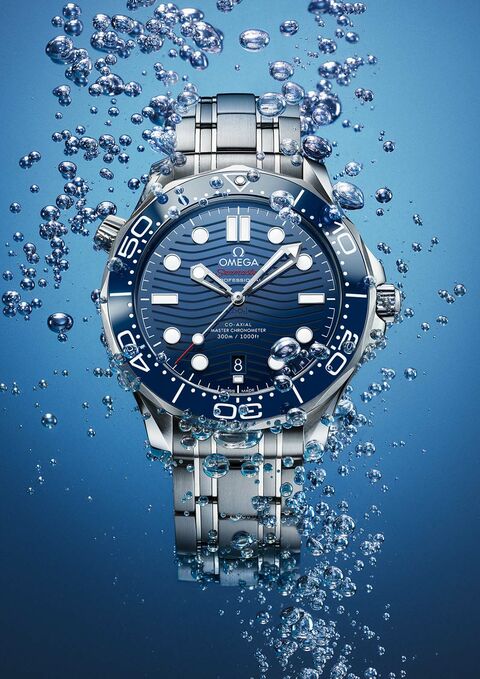 OMEGA-seamaster-diver-300m-uhr-stahl-bluedial-juwelierlauferminden