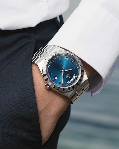 tudor-royal-uhr-m28600-0005-mood-juwelierlauferminden