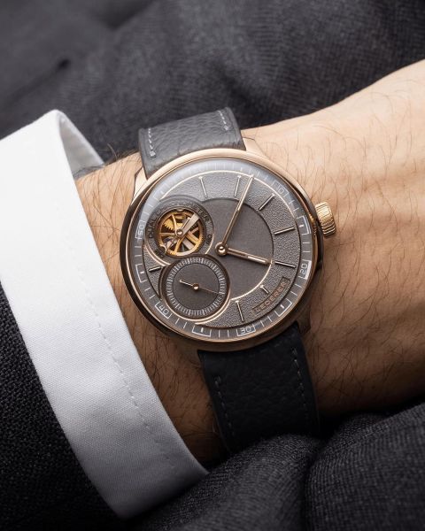 CD1C348C-B8A1-4FAB-82BF-9999646BF810