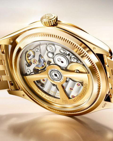 m52508-0008_2412uf_001_c