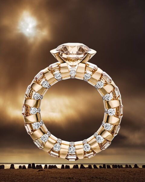 schaffrath-paradoxal-gold-diamanten-ring-schmuck-juwelierlauferminden