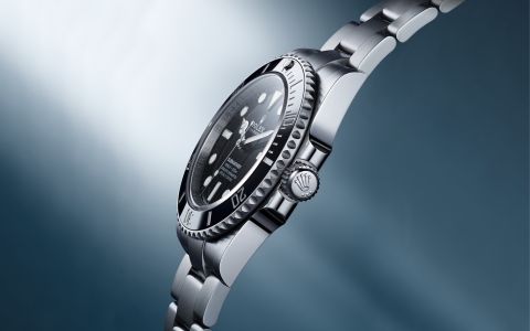 04.Two_Column_M124060-0001_2009pp_002