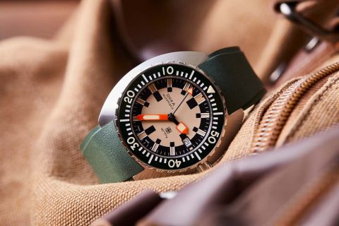 doxa-uhr-army-juwelierlauferminden