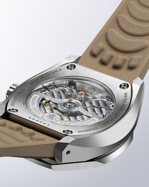 A2B791B7-28D0-41C8-8D5D-C57688248C93