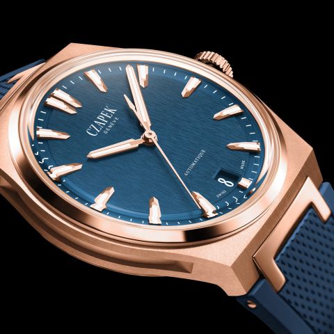 Czapek_Antarctique_Mount Erebus_RG Deep Blue_Rubber_Beauty