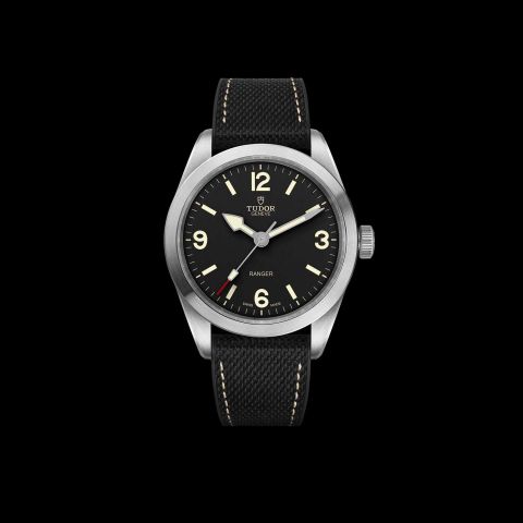 M79950-0002_black_rubber_black_FF_RVB-black