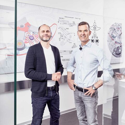 20200131-armin-strom-on-fire-z37582-0002-0018.jpg__2000x2000_q95_subsampling-2