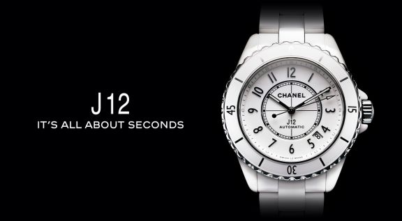 DE_LAUFER_J12-2_WHITE_PRODUCT_1280x704 BRANDROOM SLIDER