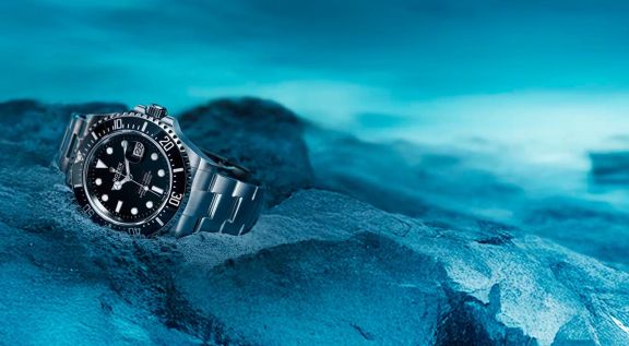 brand-centre-sea-dweller-m126600-0002_banner-generator_1280x704