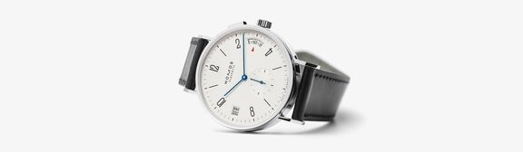 nomos-glashuette-635-tangomat-gmt-uhr-juwelierlauferminden