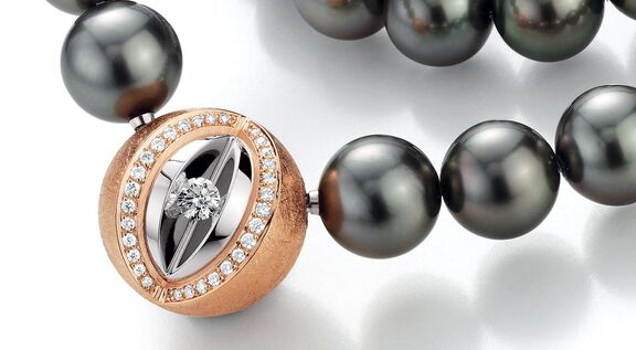 joerg-heinz-schmuck-verschluss-gold-diamanten-juwelierlauferminden-3-mobil