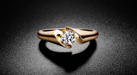 schaffrath-schmuck-ring-calla-gold-diamanten-juwelierlauferminden-mobil