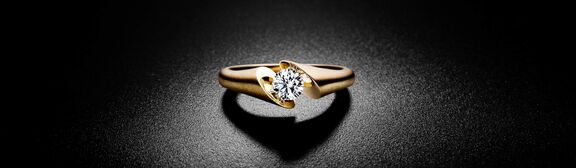 schaffrath-schmuck-ring-calla-gold-diamanten-juwelierlauferminden
